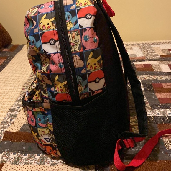 Pokémon Pikachu backpack two pocket 2017. side pockets. padded should .straps - Picture 2 of 9